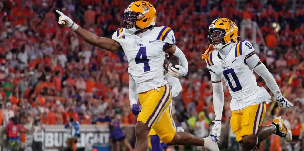 College football playoff predictions — NCAA picks & odds at BetWhale 3